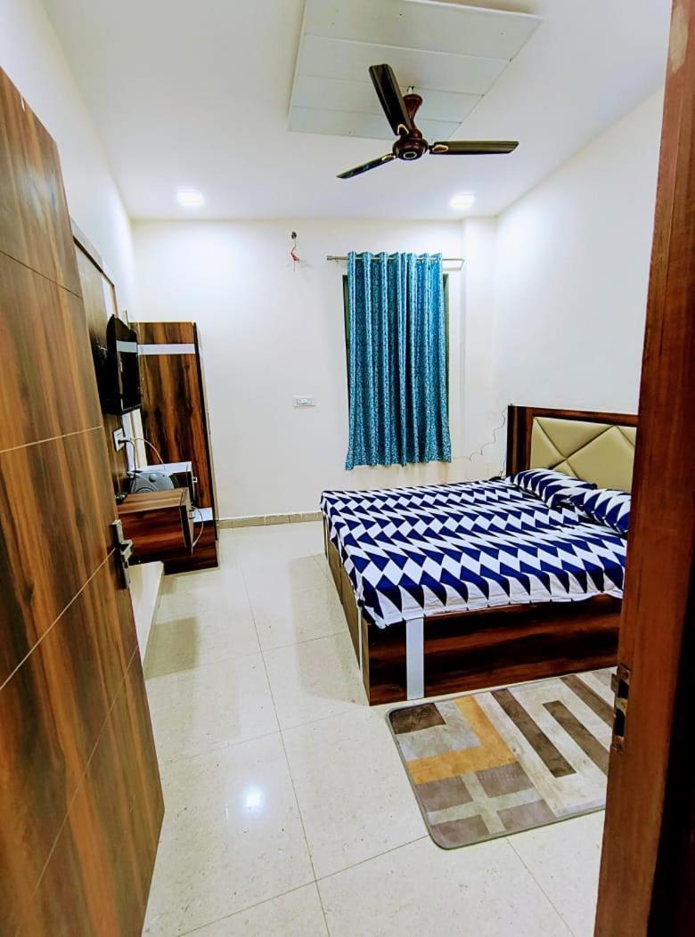 Hotel Dream Taj Family Rooms 200Mtr From Taj Mahal Agra  Dış mekan fotoğraf